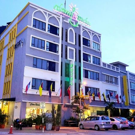 Alami Garden Hotel Shah Alam Exterior photo