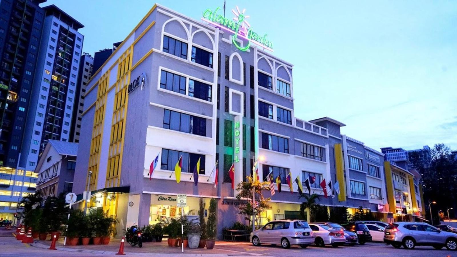 Alami Garden Hotel Shah Alam Exterior photo